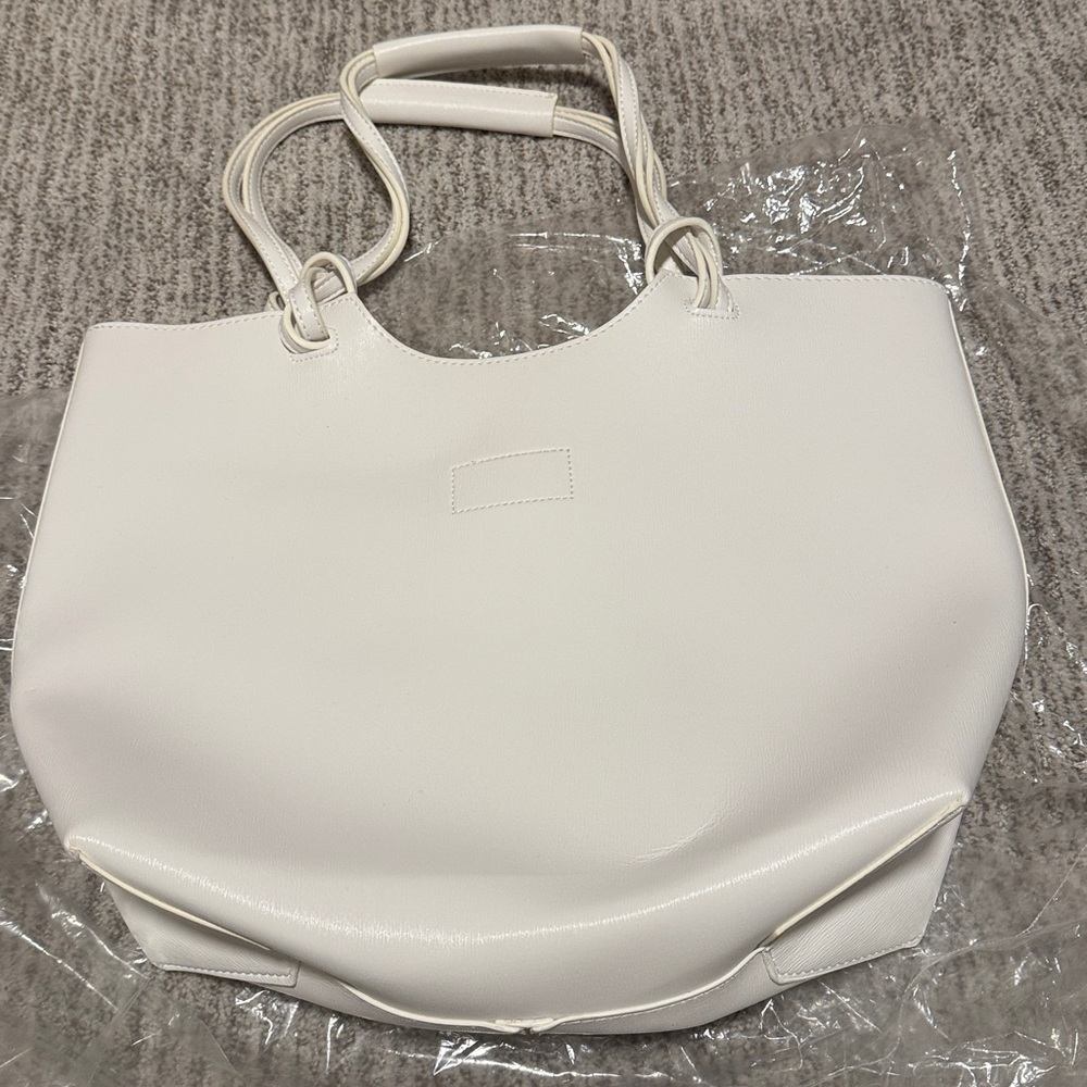 Elegant White Tote Bag measuring 17*12